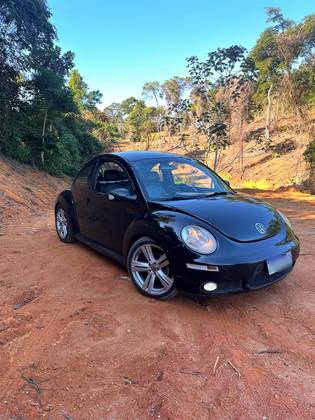 VOLKSWAGEN NEW BEETLE 2.0 MI 8V GASOLINA 2P MANUAL VOLKSWAGEN NEW BEETLE 2.0 MI 8V GASOLINA 2P MANUAL